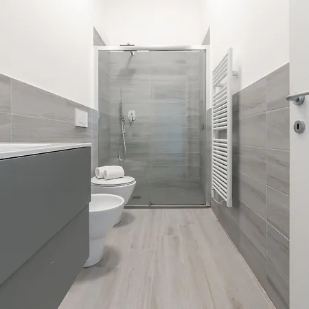 Magic Rent - Gluck * Milano